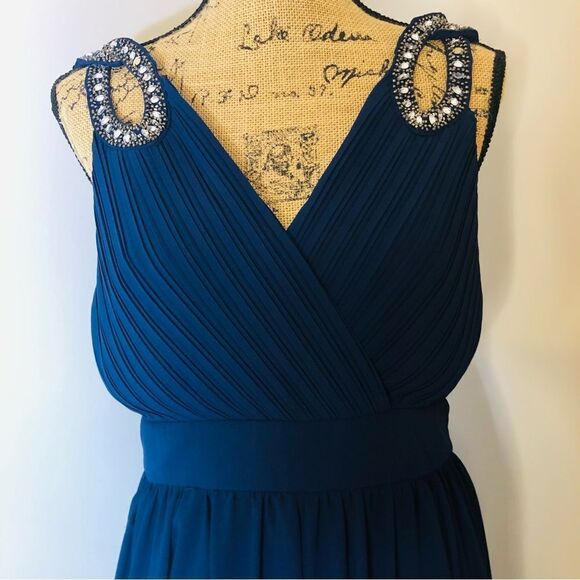 TFNC gown dress Size Large - Picture 2 of 14